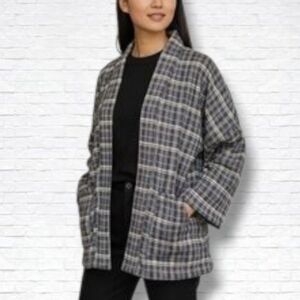 Autres Filles Grey/White Plaid Quilted Buttonless Robe Inspired Coat Size M NWT
